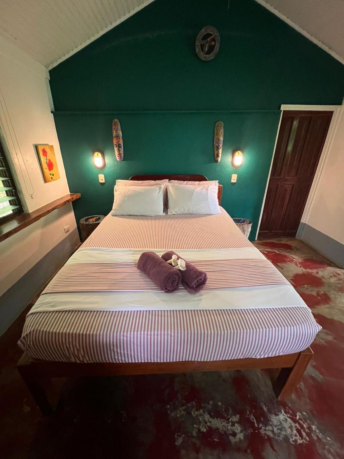 Hotel Rancho Burica Pavones  Esterno foto